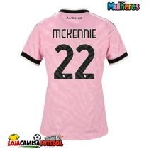 Camisa de Futebol Juventus Weston McKennie #22 Equipamento Secundário Mulheres 2026-27 Manga Curta